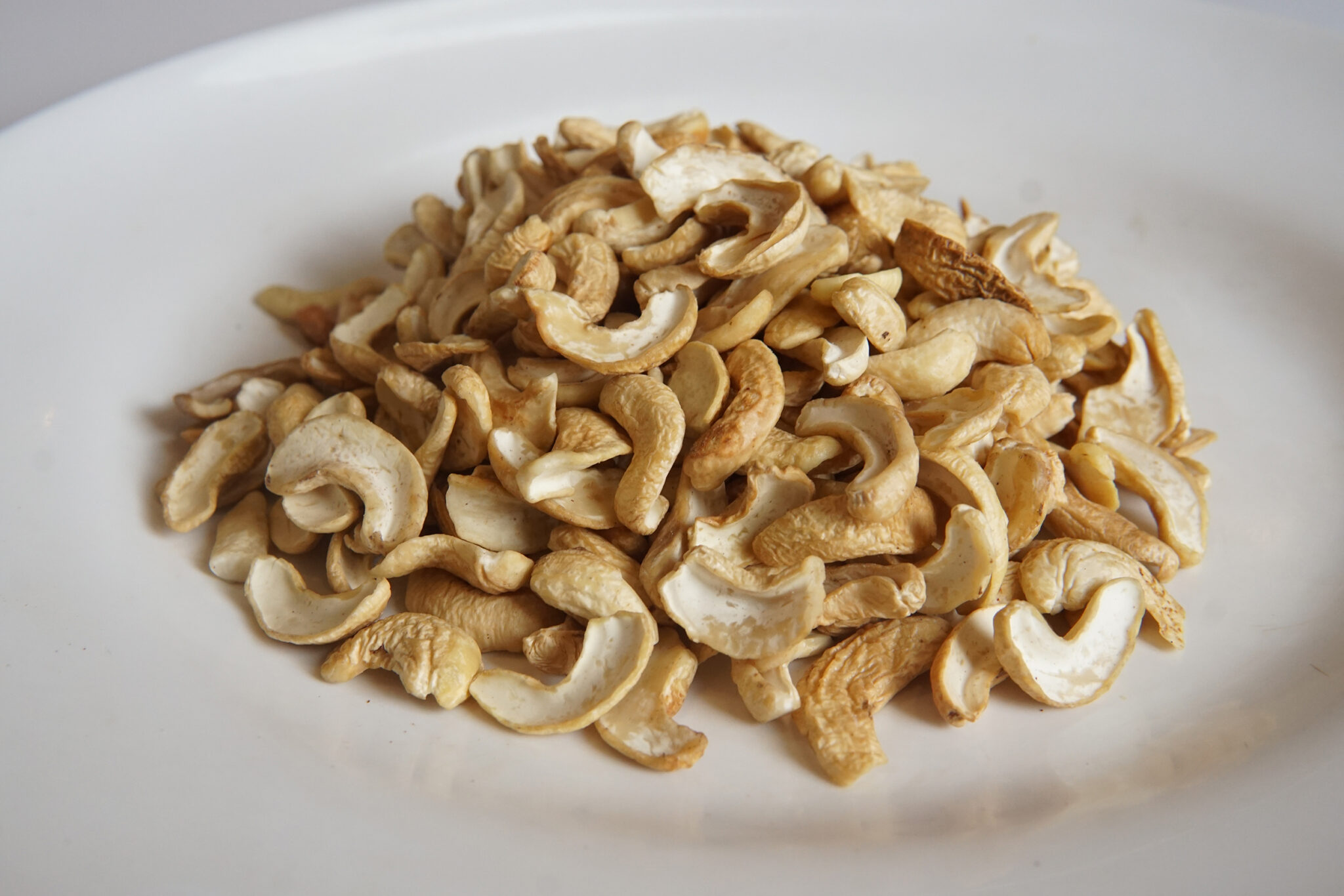 Cashew Kernel TPS — Testa Pieces