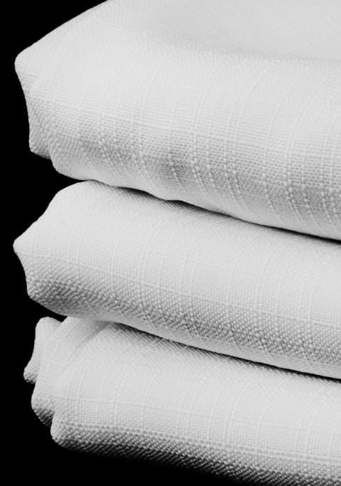 Table cloth white 3 x 1.5m