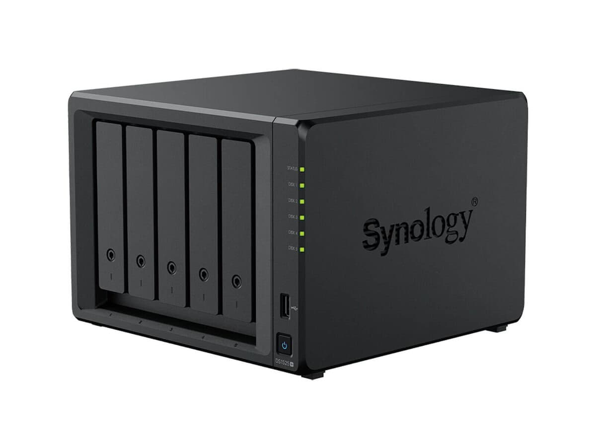 Synology DS1525+ 5 Bay NAS (Espandable to 15 bay) AMD Ryzen V1500B 4C CPU 8 GB DDR4 ECC SODIMM (2 DIMM Slots)