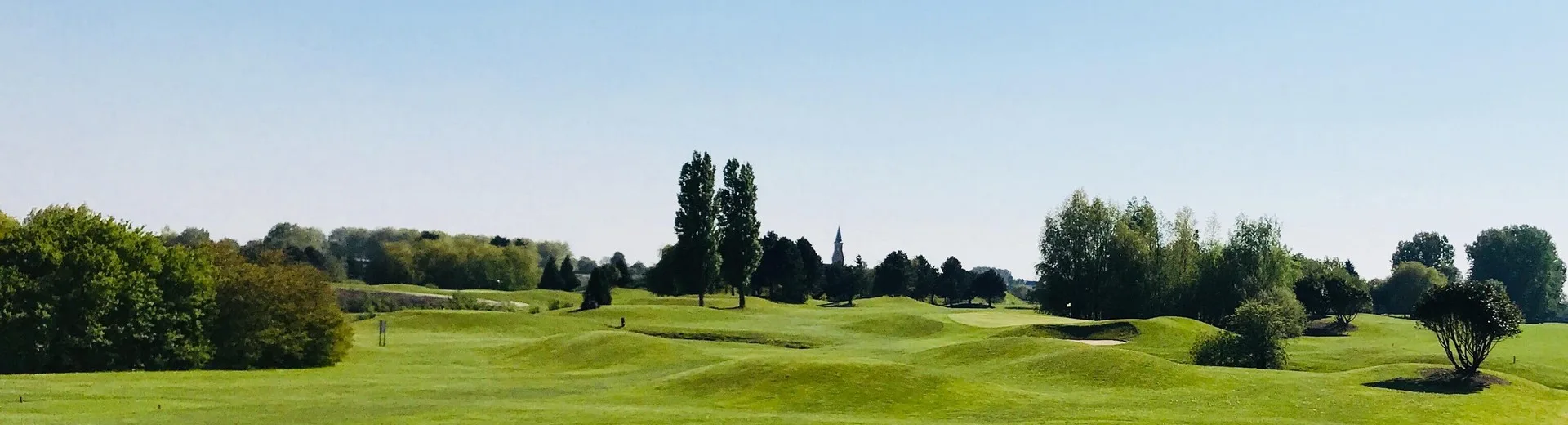 Discover the Golf Le Vert Parc in the North of France