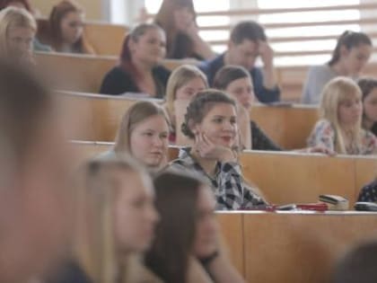Количество заявлений на педагогические специальности в вузы выросло на 35% по сравнению с прошлым годом