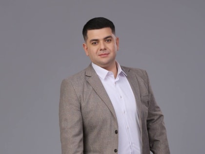 Альберт Саркисов досрочно сложил полномочия депутата Гордумы