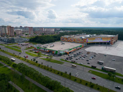 В Череповце сегодня открыли ТРЦ «Мармелад»