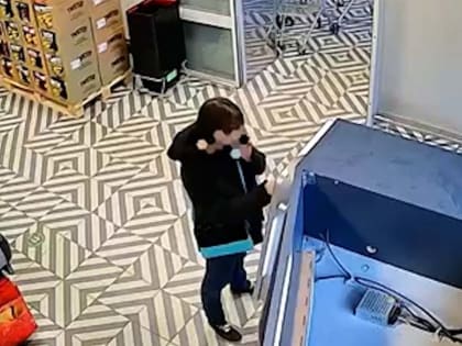 В Череповце сиделка украла у клиентки банковскую карту