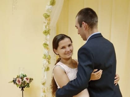 Ещё одна вологодская пара поженилась в Костроме