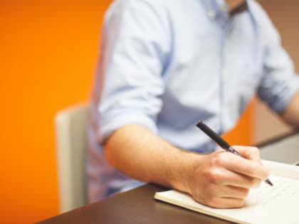 Стаж уменьшат из-за одной строчки в трудовой – что нужно проверить в обязательном порядке