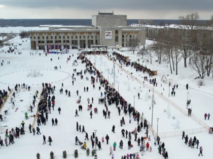 В фестивале ледяных скульптур победили участники из Петербурга и Тюмени