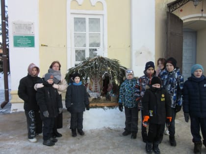 Ребята из Вологодского центра помощи детям «Флагман» посетили храм Покрова Пресвятой Богородицы на Козлене