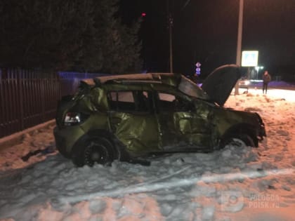 На федеральной трассе в Вологодской области пару часов назад погибли женщина и ребенок