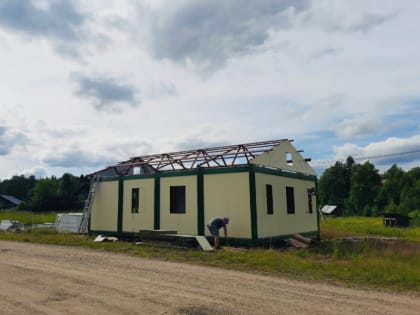 Началась установка нового ФАПа в поселке Колошма