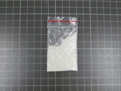 В Череповце наркомана с «синтетикой» задержали во дворе собственного дома