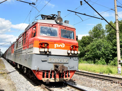 Почти два миллиона тонн груза отправлено поездами через Вологодскую область в августе