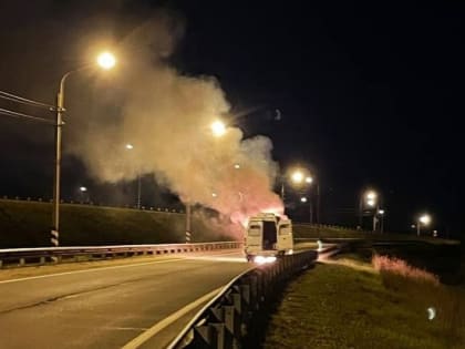 Под Череповцом сгорела машина скорой помощи