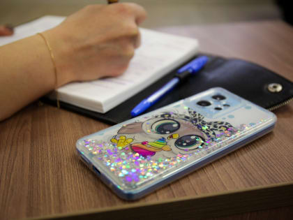 Череповчанин украл забытый в больнице телефон