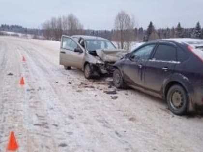 В череповчанку за рулём «вписался» житель Кировской области