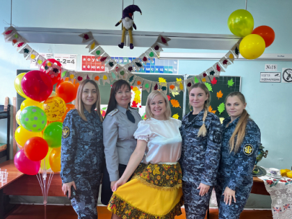 Благотворительная ярмарка в Огарковской школе