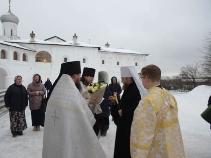 В праздник Обрезания Господня владыка Савва совершил Божественную литургию в Спасо-Прилуцком монастыре города Вологды