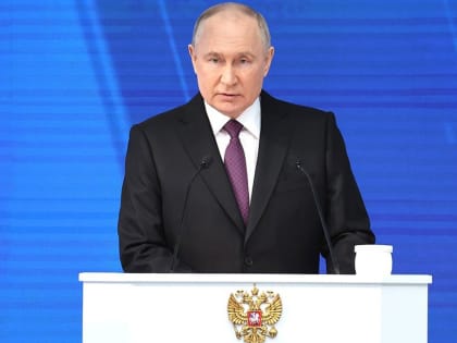 Путин предложил увеличить МРОТ до 35 тысяч рублей
