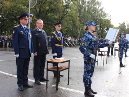 Эдуард Зайнак поздравил первокурсников ВИПЭ с принятием присяги