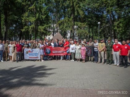 Председатель ЗСО Сергей Жестянников отметил вклад ветеранов военных конфликтов в укрепление суверенитета России