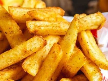 Врач оценила утверждения, что одна палочка картошки фри = выкуренная сигарета