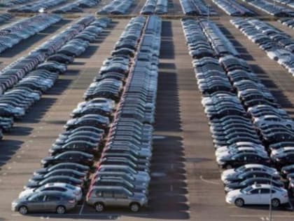 В Китае скопилось почти 3,5 миллиона новых автомобилей: производители не знают, что с ними делать