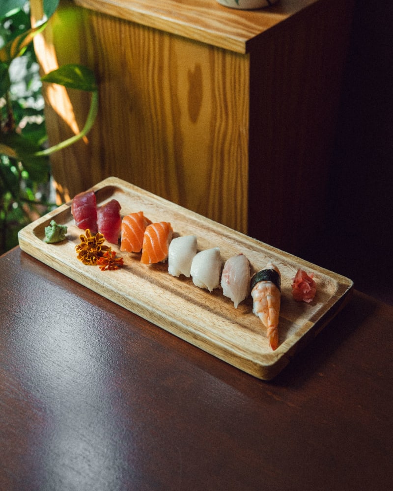 50.- Nigiri mixto