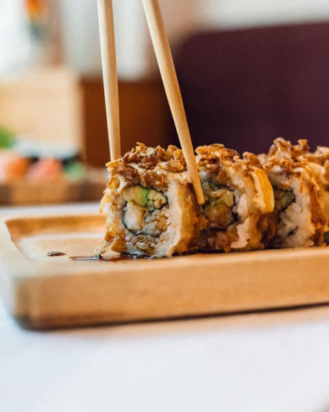 U2. - Uramaki de Atún Frito