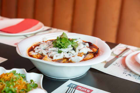 Lubina en sopa picante