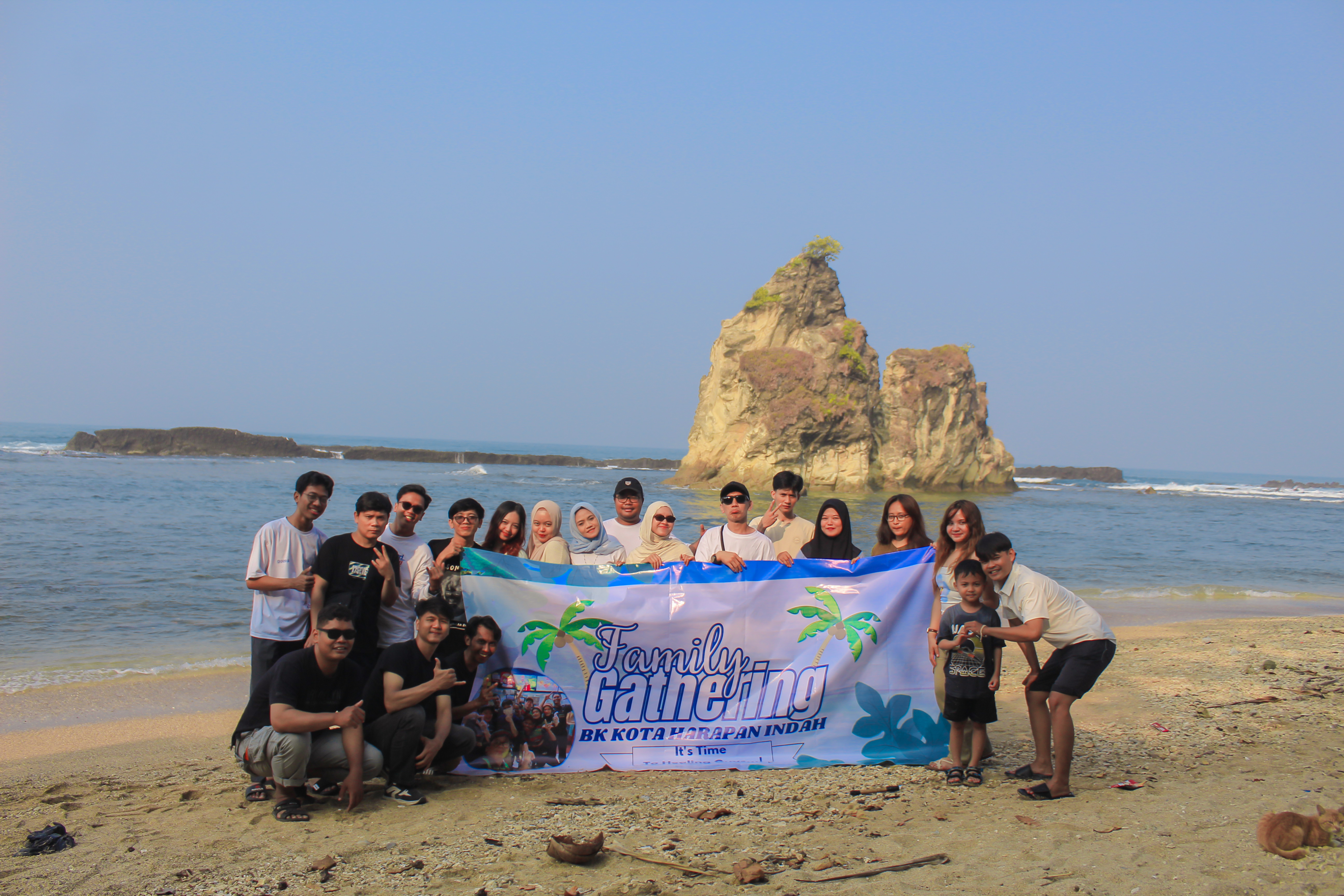 Trip Pantai Sawarna