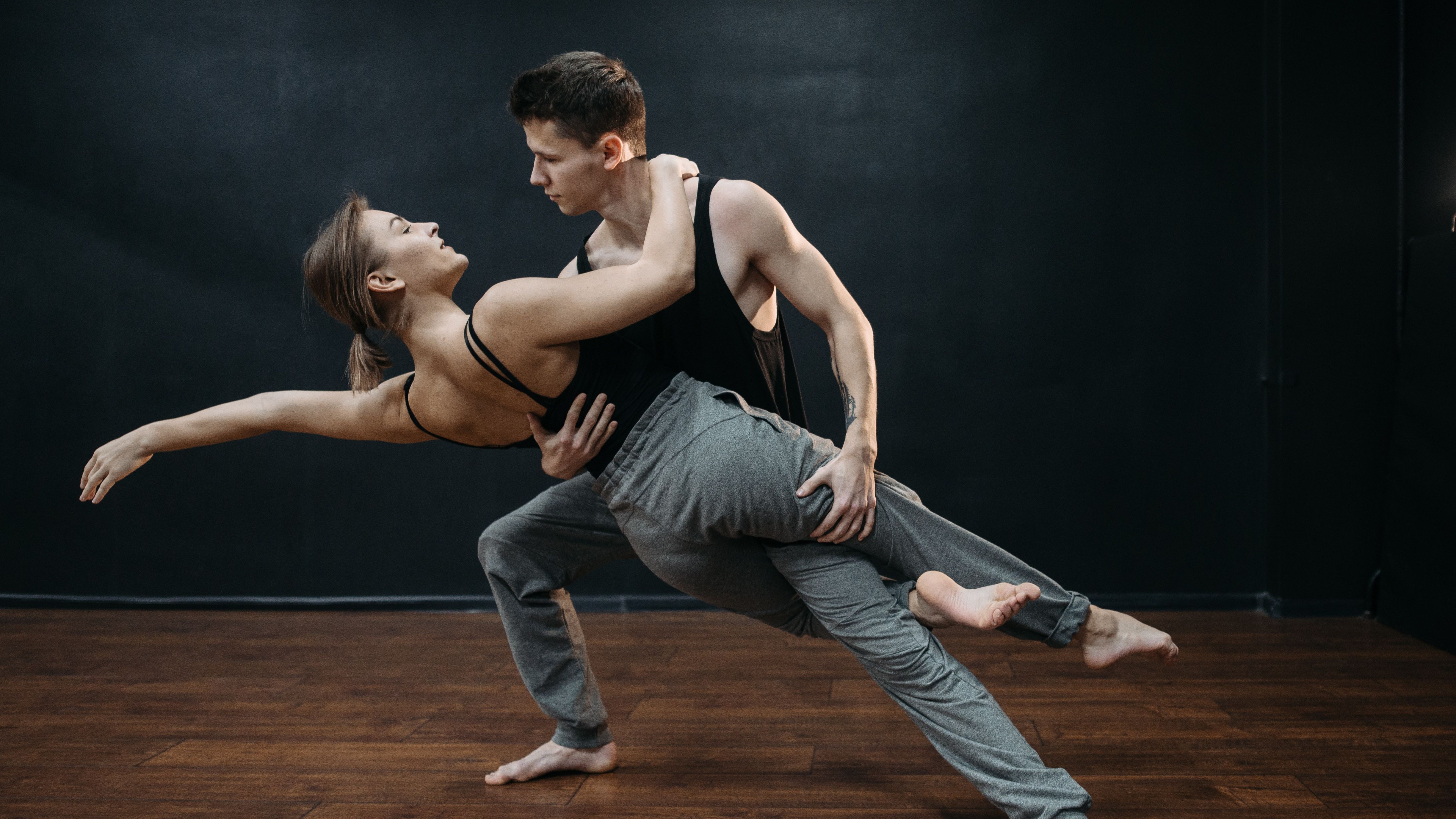 The Reel Illusion: Why Dance Reels Don't Book Real Gigs