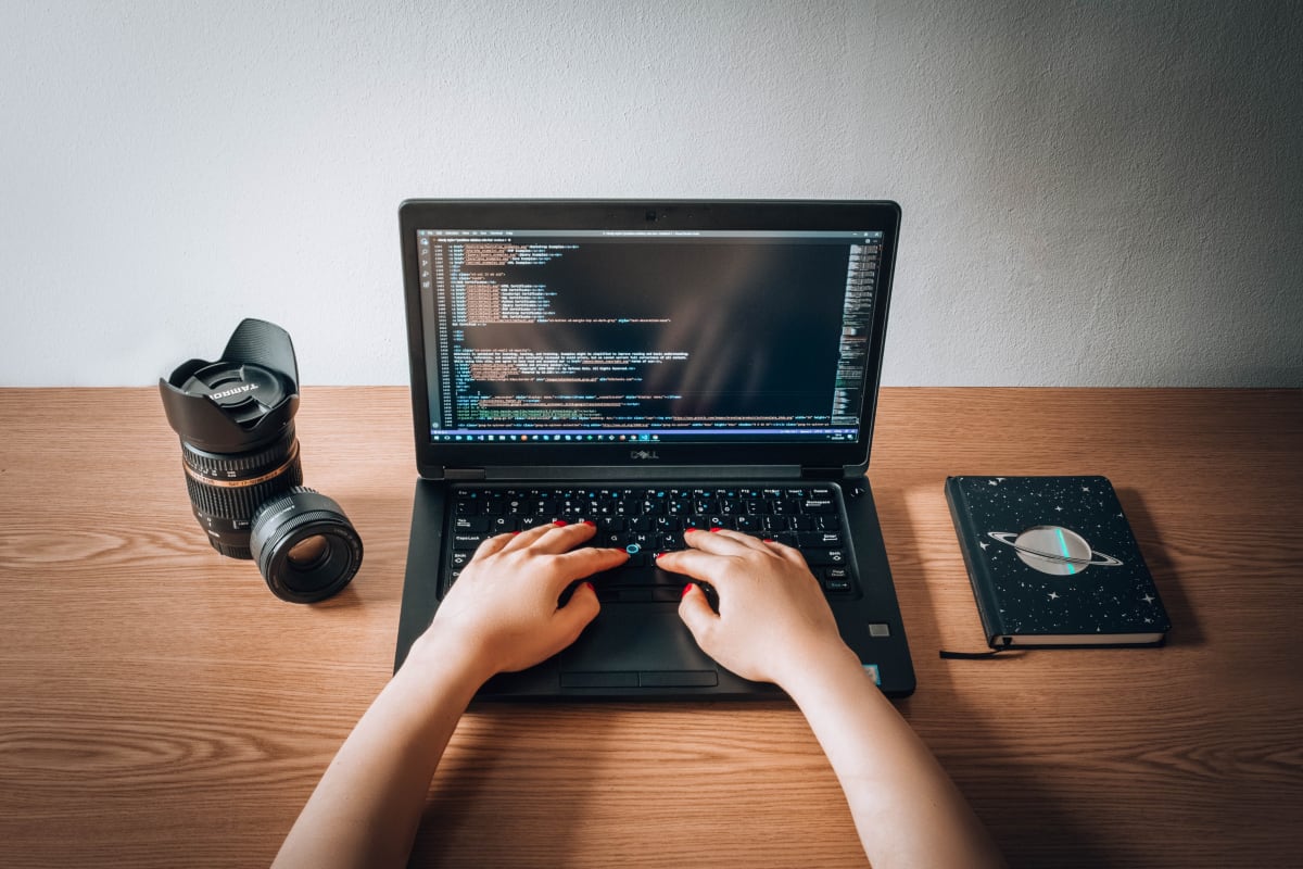 How to compile different languages source code files?