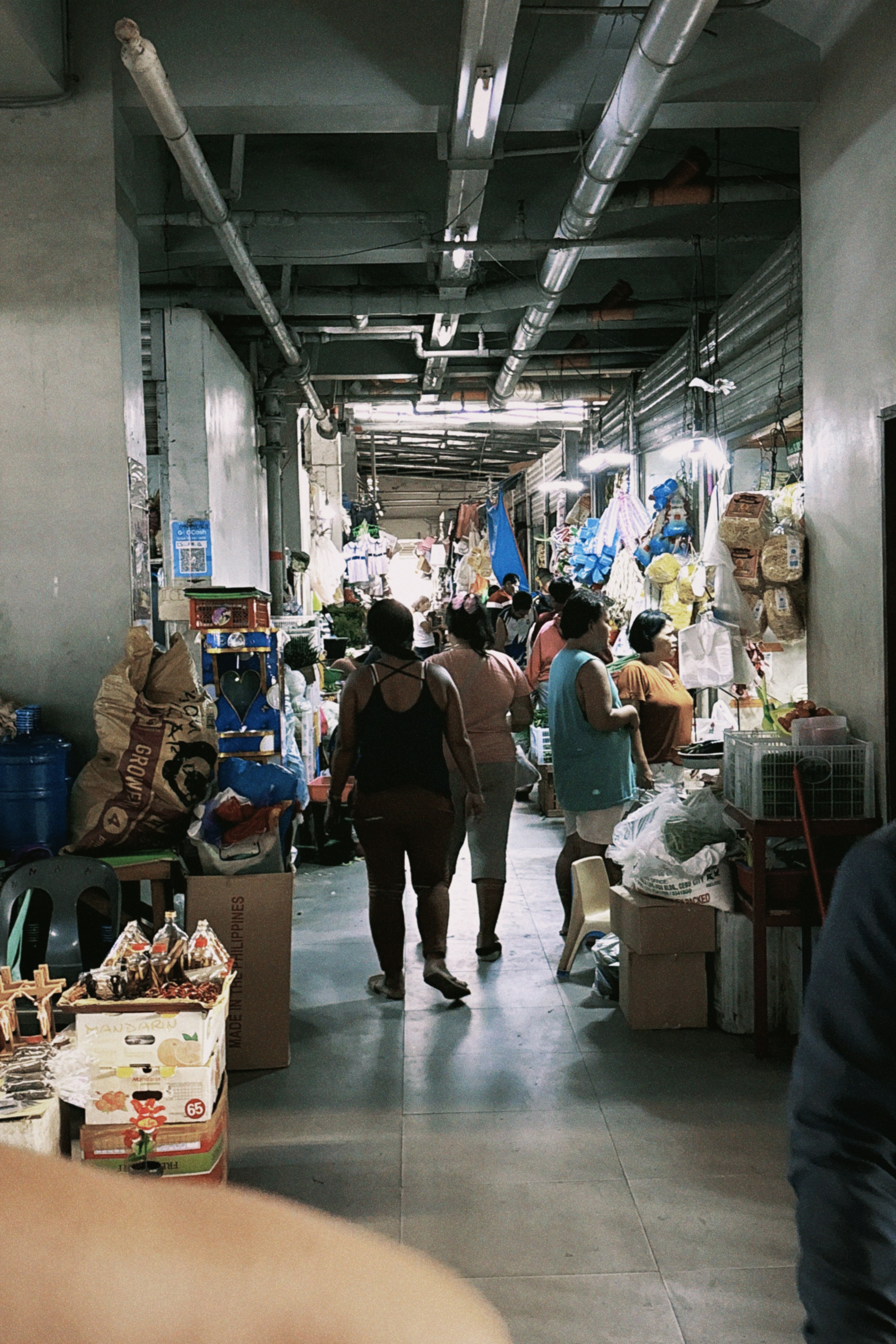 Carcar market street scene