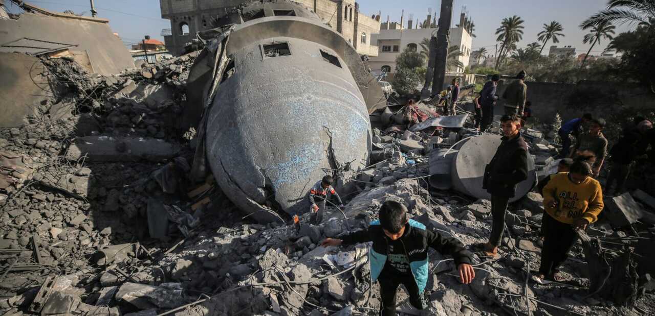 Denuncia de crímenes y violaciones en Gaza y la inacción internacional