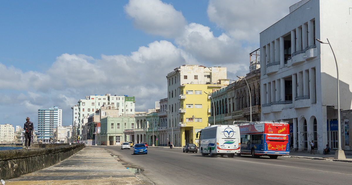Bancos y empresas españolas comienzan a retirarse de Cuba tras nuevas sanciones de EE.UU. contra GAESA