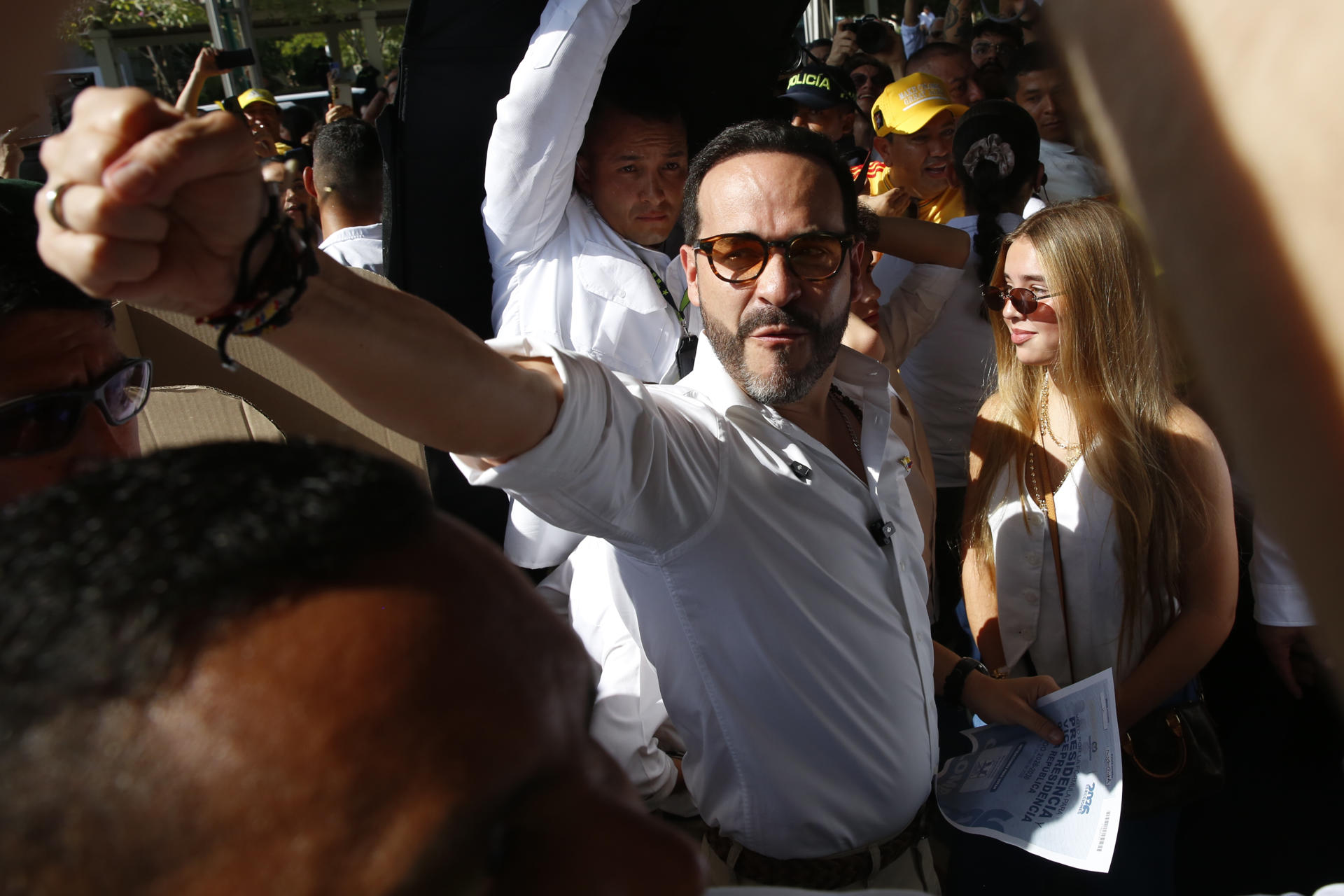Abelardo De La Espriella avanza a segunda vuelta en Colombia y fija su estrategia electoral