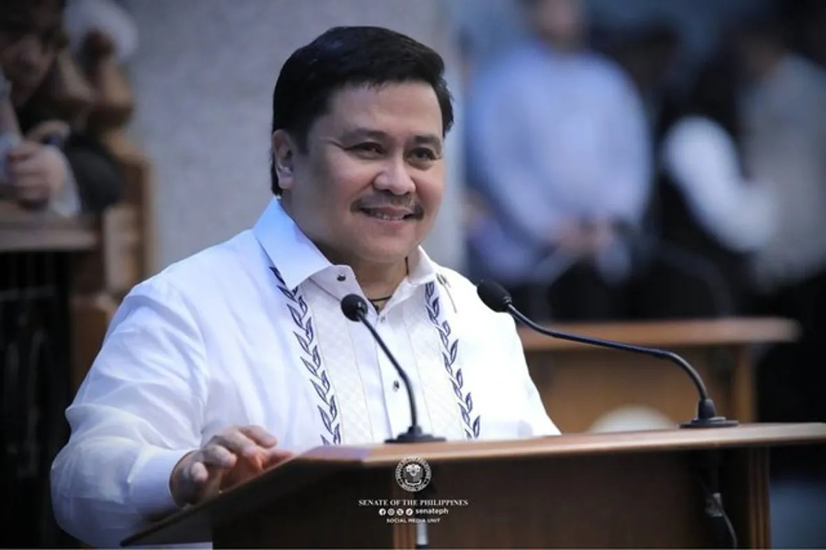 Jinggoy Estrada files motions questioning plunder and graft charges