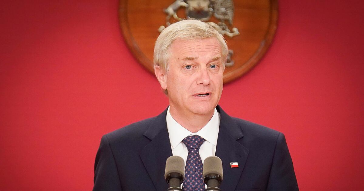 Kast justifica la permanencia de asesores con cargos electos y defiende nombramientos políticos en embajadas