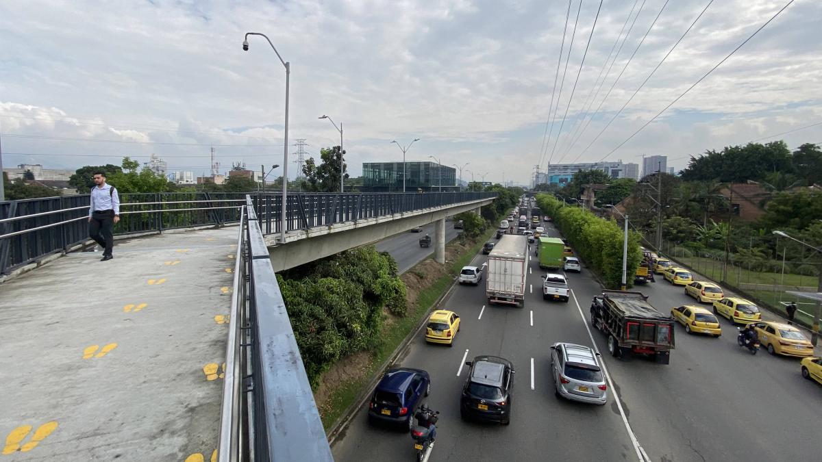 Pico y placa en Medellín para el jueves 4 de junio de 2026: restricciones de circulación y horarios