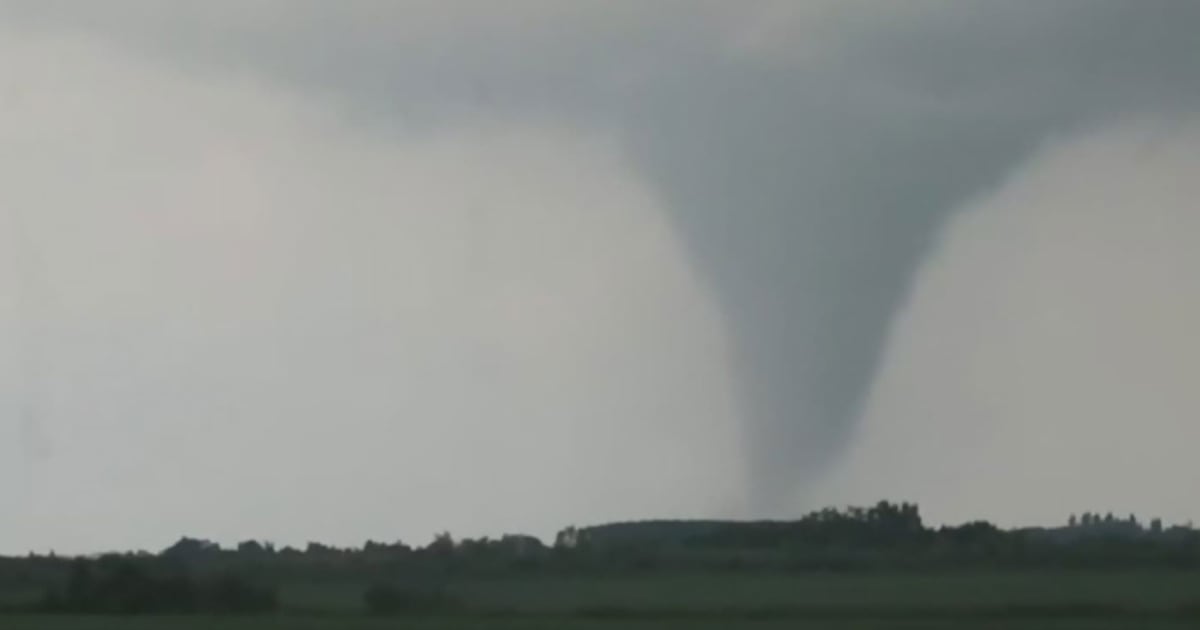 Environment Canada Issues Tornado Alerts for Areas of Southeastern Saskatchewan Amid Severe Weather Risk