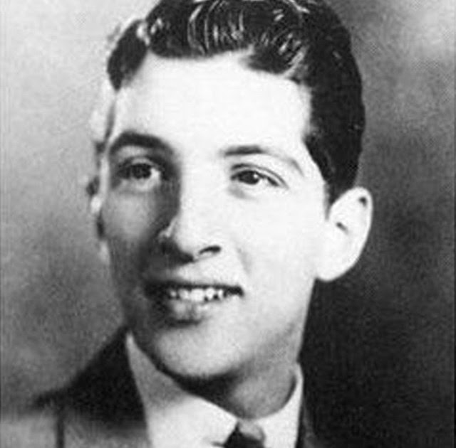 Rare Early Photographs Trace Dean Martin’s Rise From Dino Crocetti to National Stardom