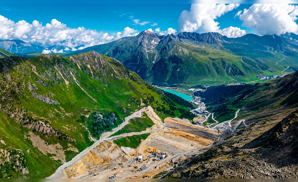 Un lago artificial en los Alpes se convierte en una importante fuente de energía renovable