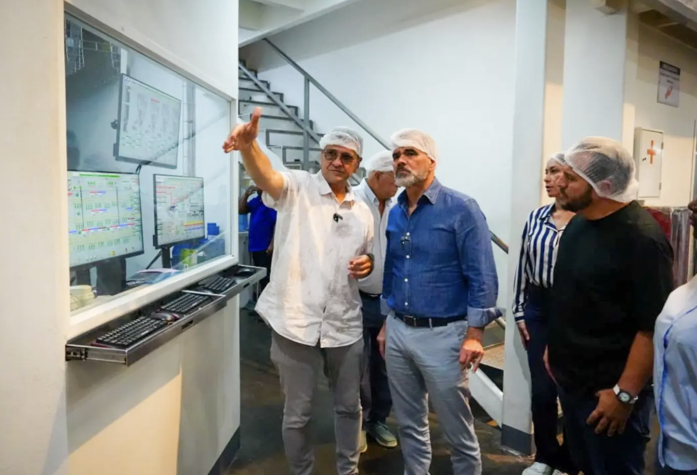 Minister Padrino López confirma garantía de producción alimentaria en Venezuela
