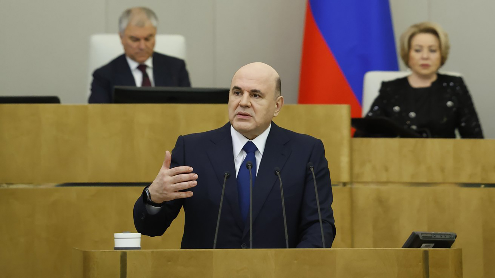 Rusia aprueba venta de gasolina Euro-3 ante déficit de combustible