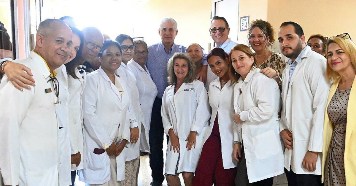 Cubanos critican visita de Díaz-Canel a hospital en La Habana
