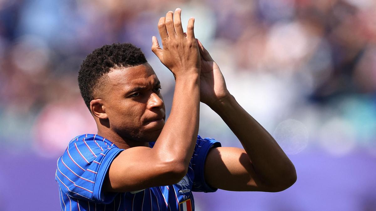 France to Face Paraguay in FIFA World Cup Round of 16