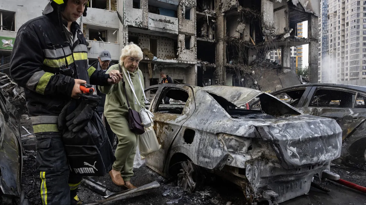 Russian Aerial Strikes Target Kyiv Ahead of NATO Summit