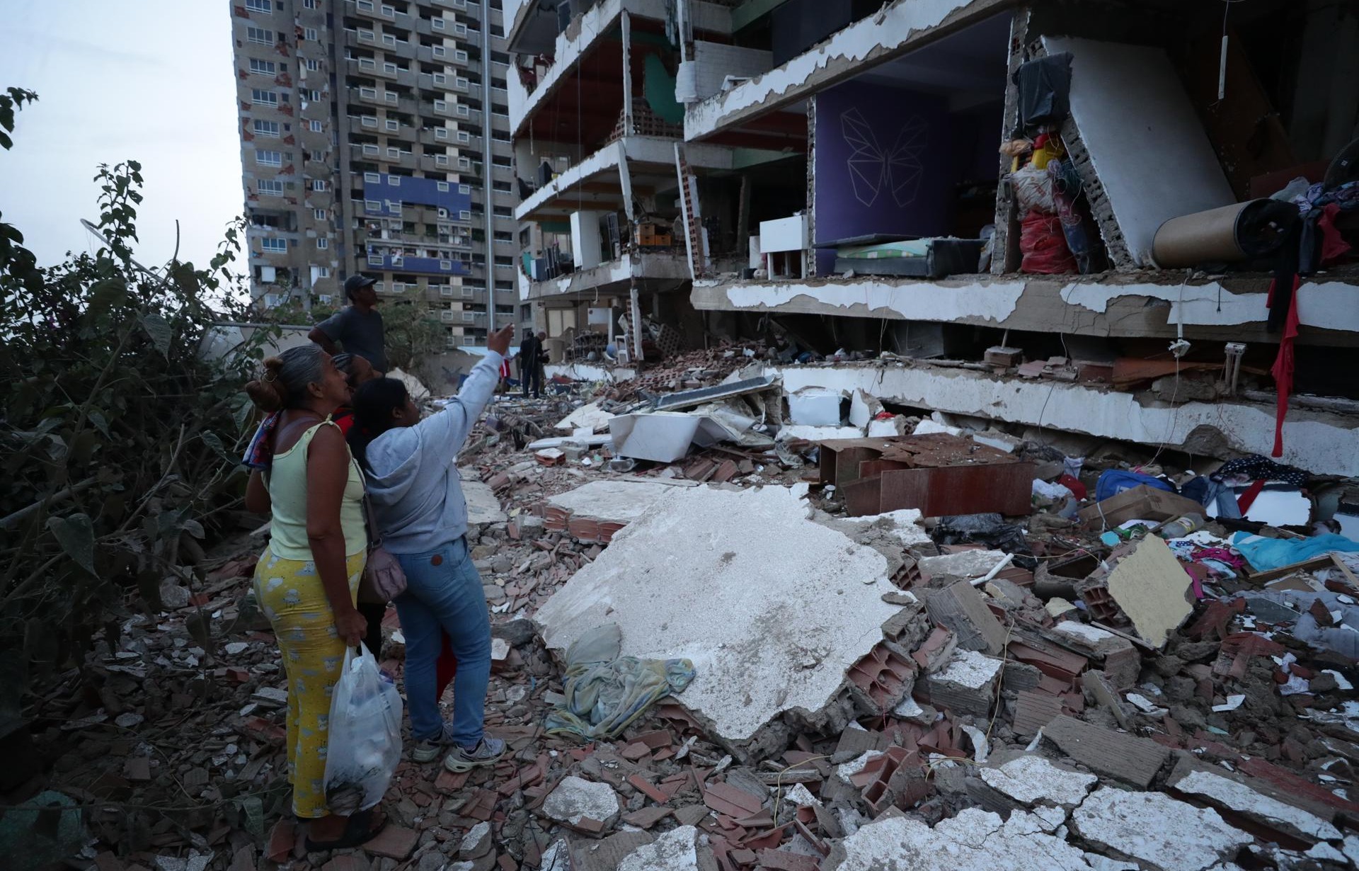 Terremotos en La Guaira: Desplazamiento de familias y desafíos para la reconstrucción