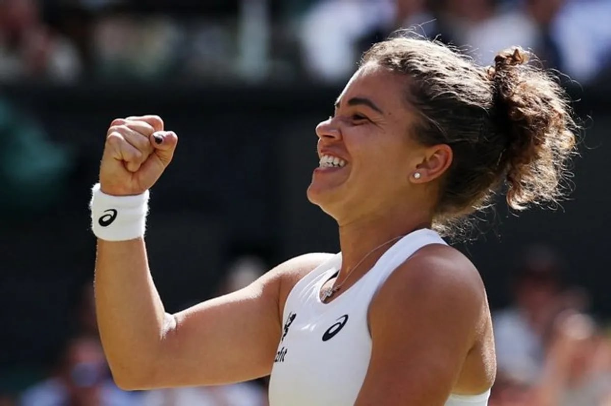 Paolini's Victory Boosts Confidence in Tennis Match Against Eala