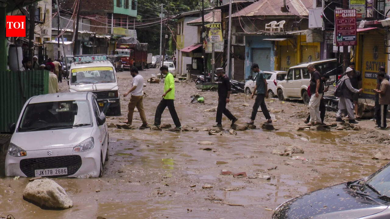Flash floods in Doda cause widespread infrastructure damage